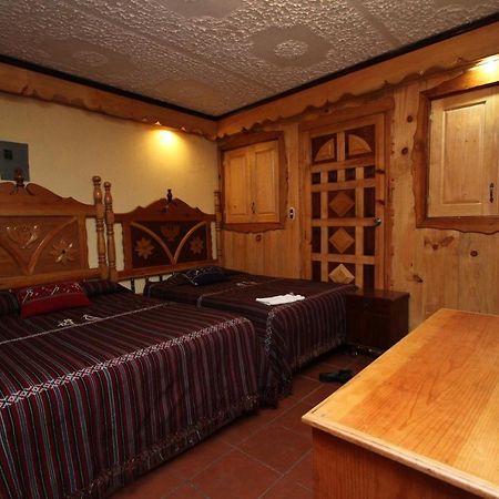 Hotel Y Restaurante Villa Nebaj Екстер'єр фото