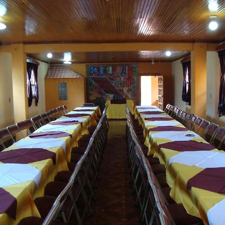Hotel Y Restaurante Villa Nebaj Екстер'єр фото