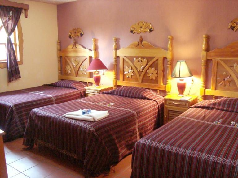 Hotel Y Restaurante Villa Nebaj Екстер'єр фото
